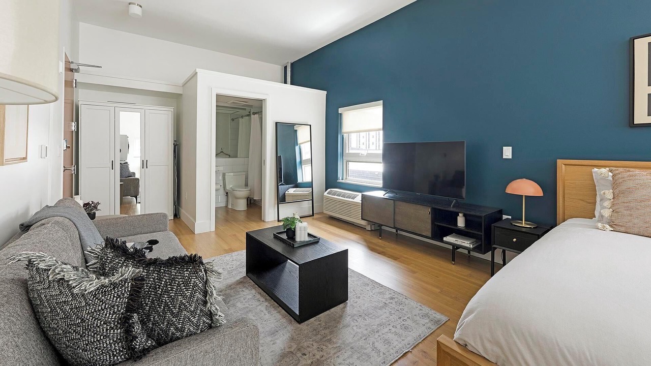 Photo of Bedroom in Cherry Creek