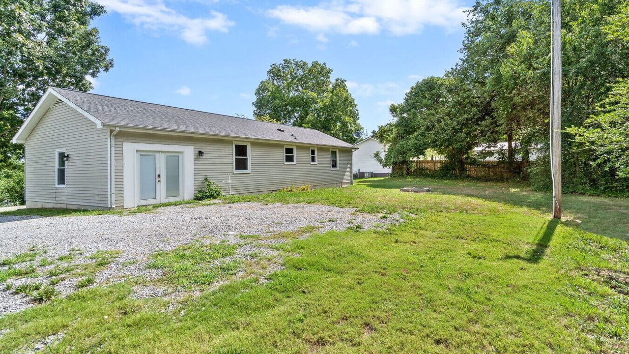Photo of Outdoor in Clarksville