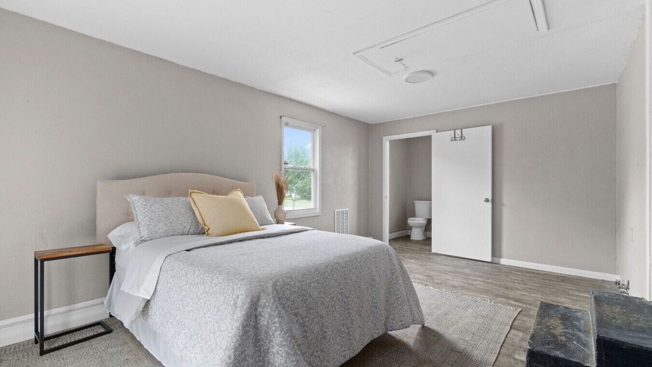 Photo of Bedroom in Clarksville