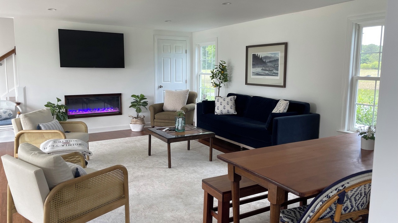 Photo of Livingroom in Unionville
