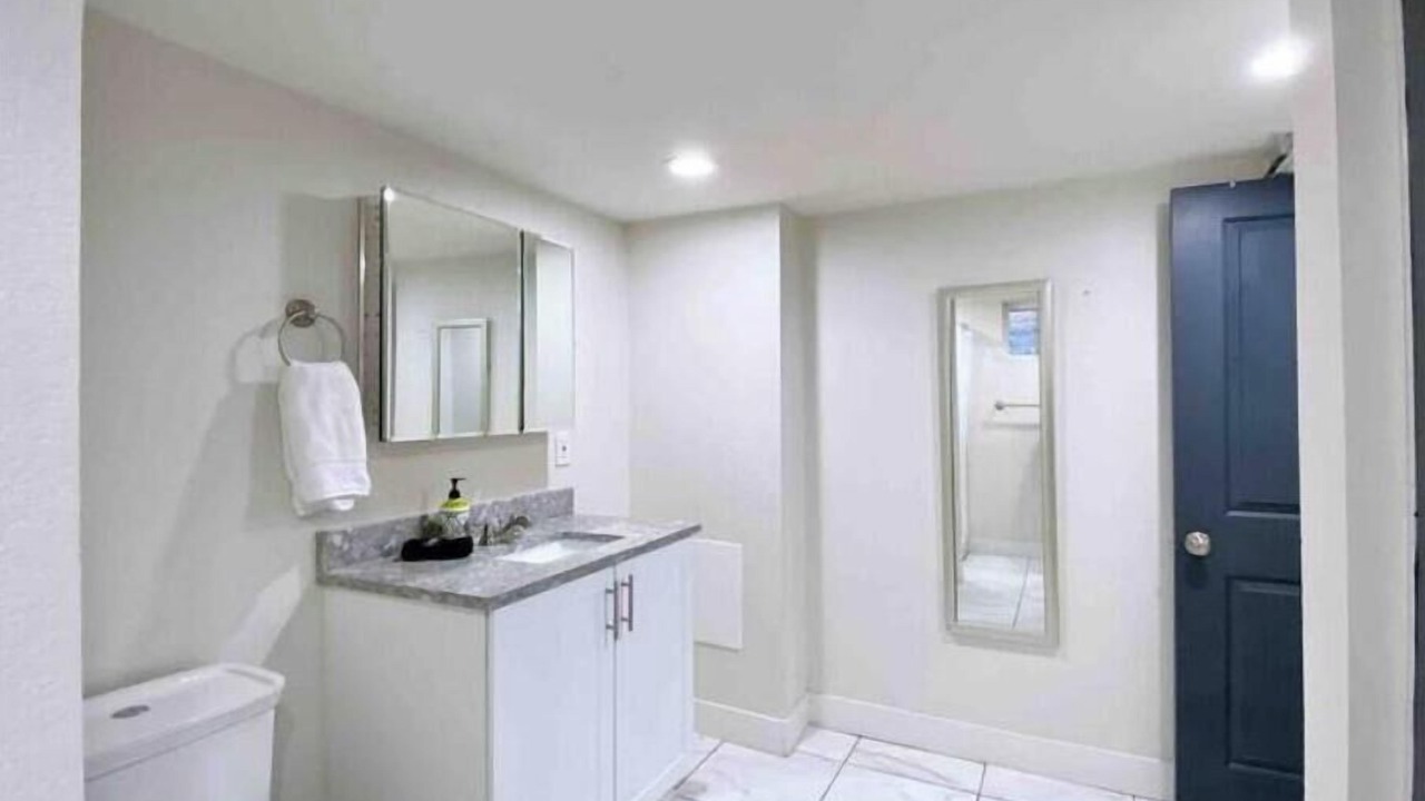 Photo of Bathroom in Sunnyside