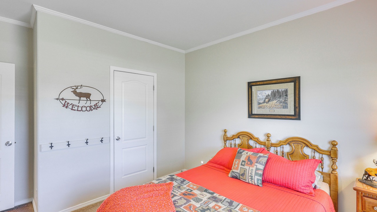 Photo of Bedroom in Aztec