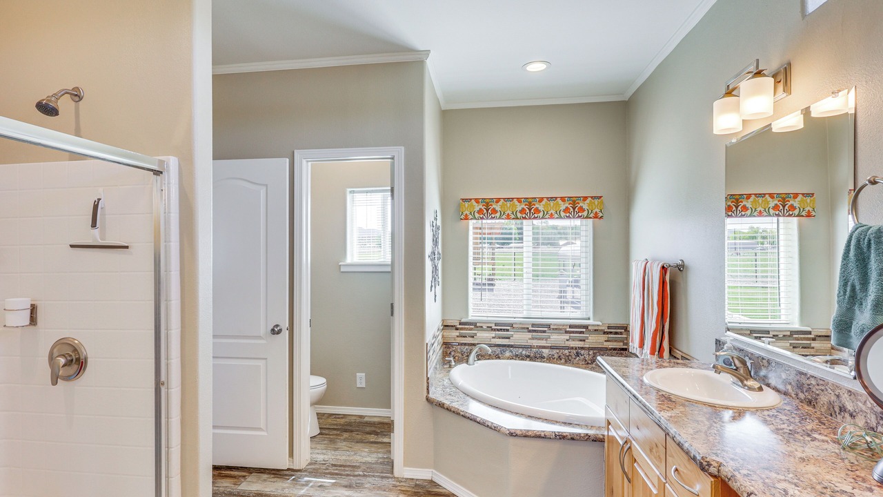 Photo of Bathroom in Aztec