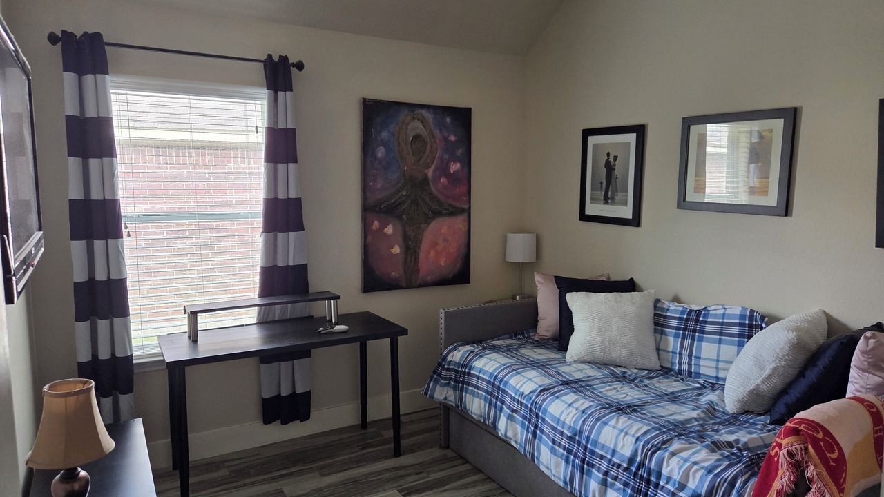 Photo of Bedroom in Southeast Houston