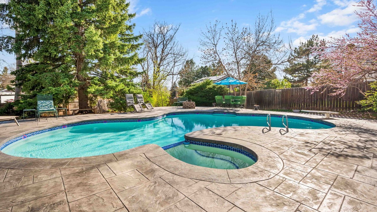 Photo of Outdoor in Oak Park