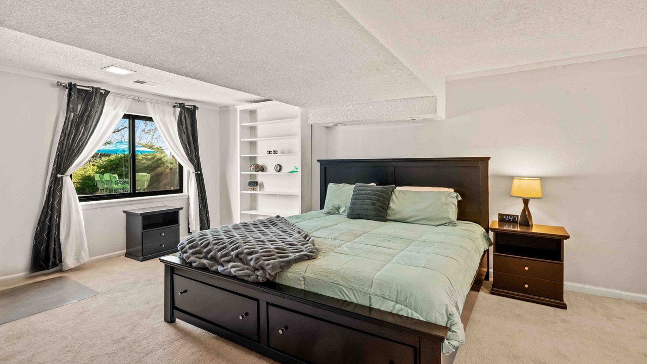 Photo of Bedroom in Oak Park