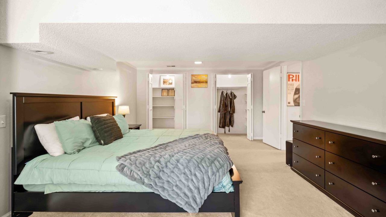 Photo of Bedroom in Oak Park