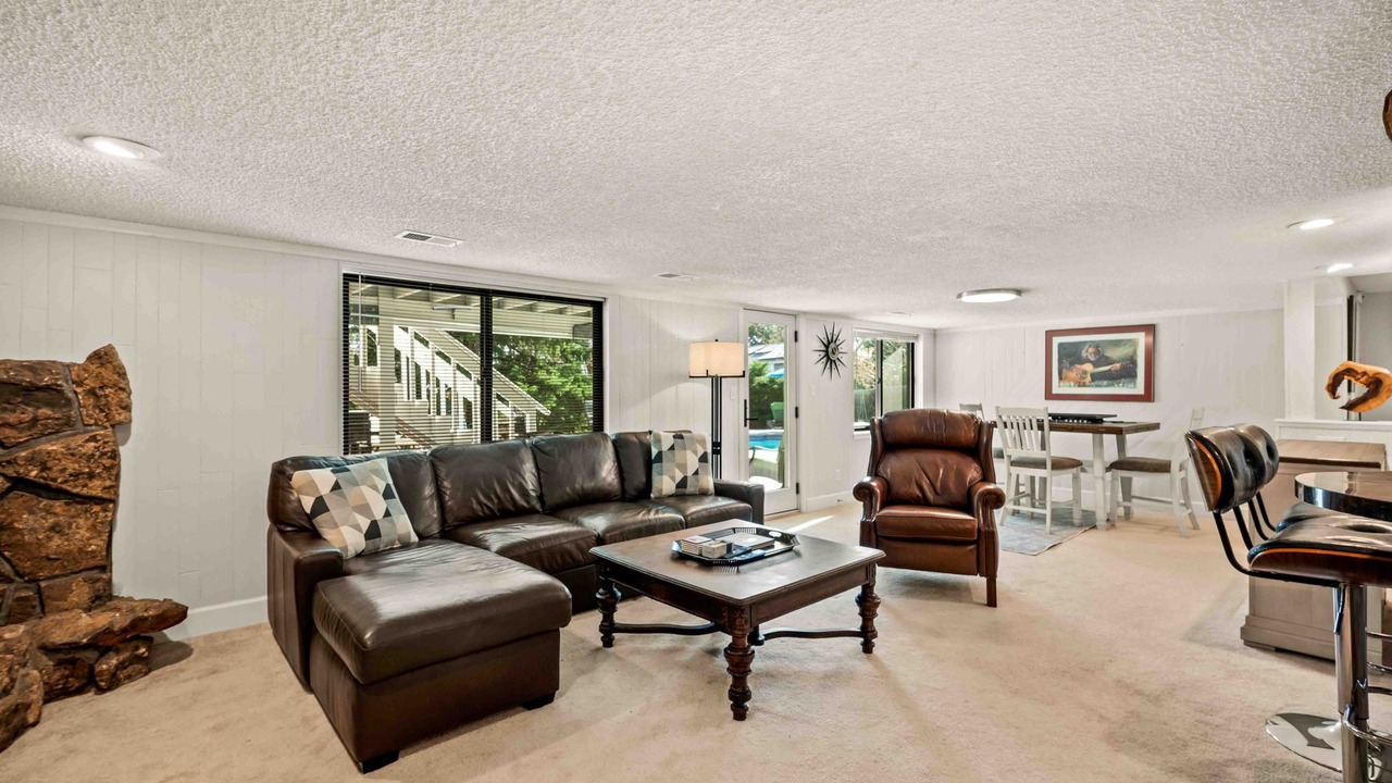 Photo of Livingroom in Oak Park