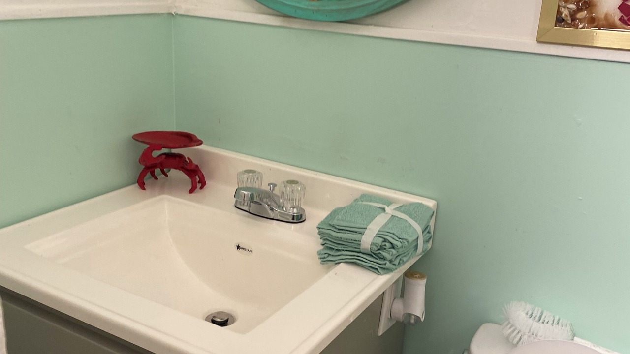 Photo of Bathroom in Winchester Bay