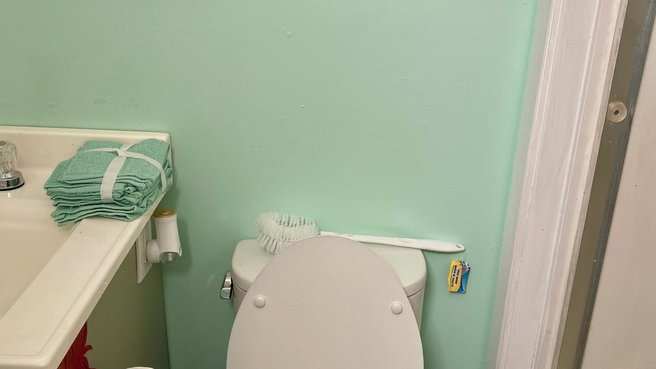 Photo of Bathroom in Winchester Bay