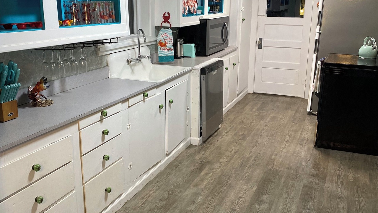Photo of Kitchen in Winchester Bay