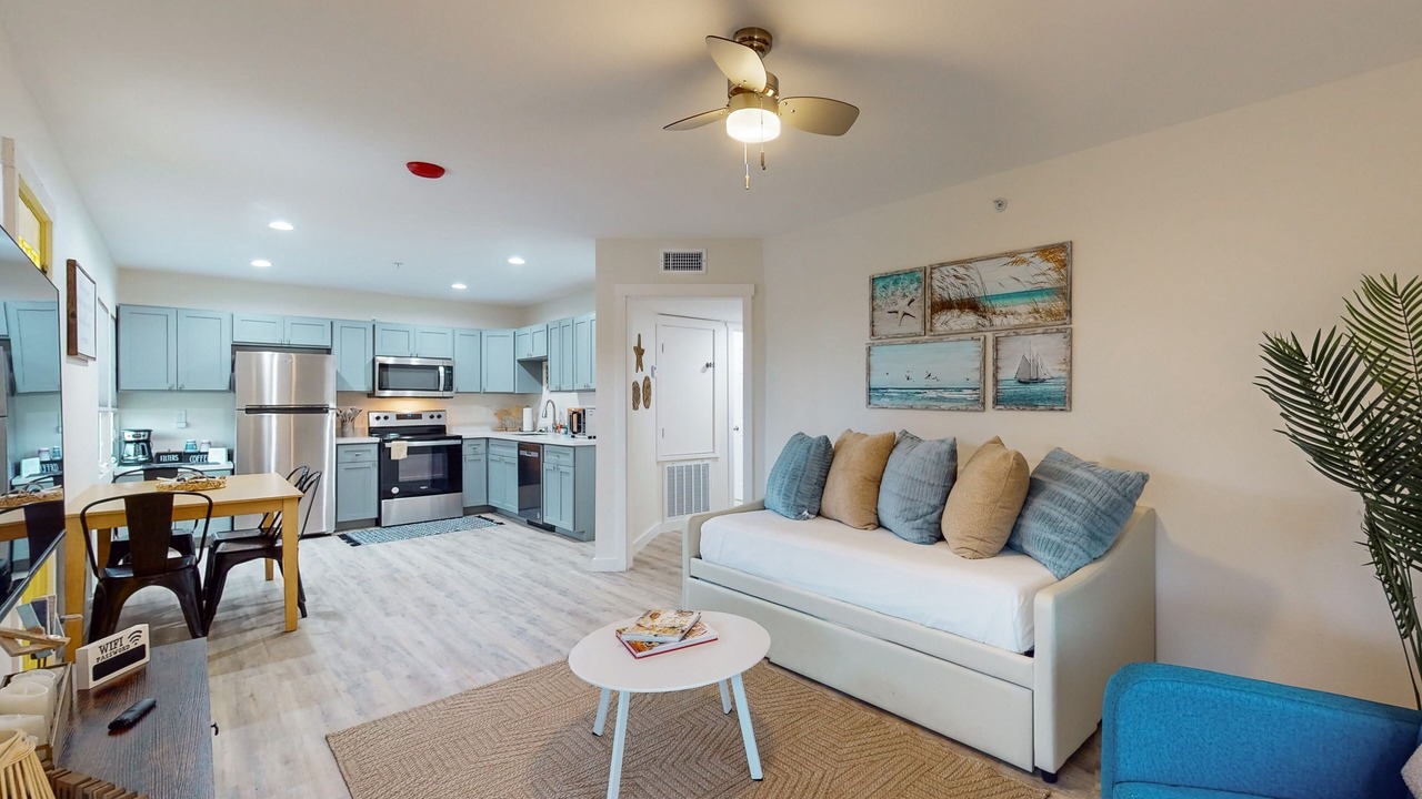 Photo of Livingroom in Del Mar