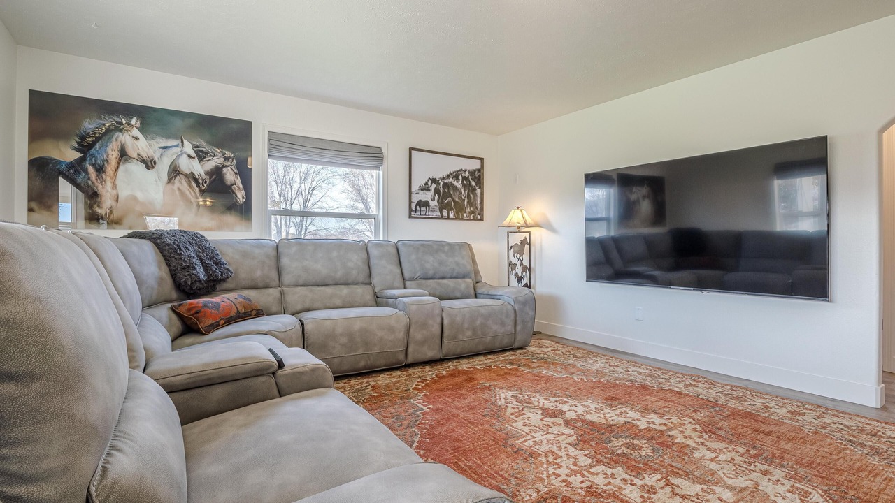 Photo of Livingroom in Fruita