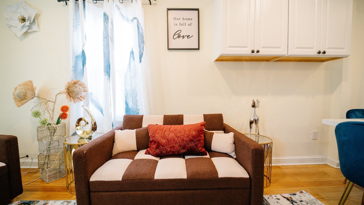 Photo of Livingroom in Falls Church
