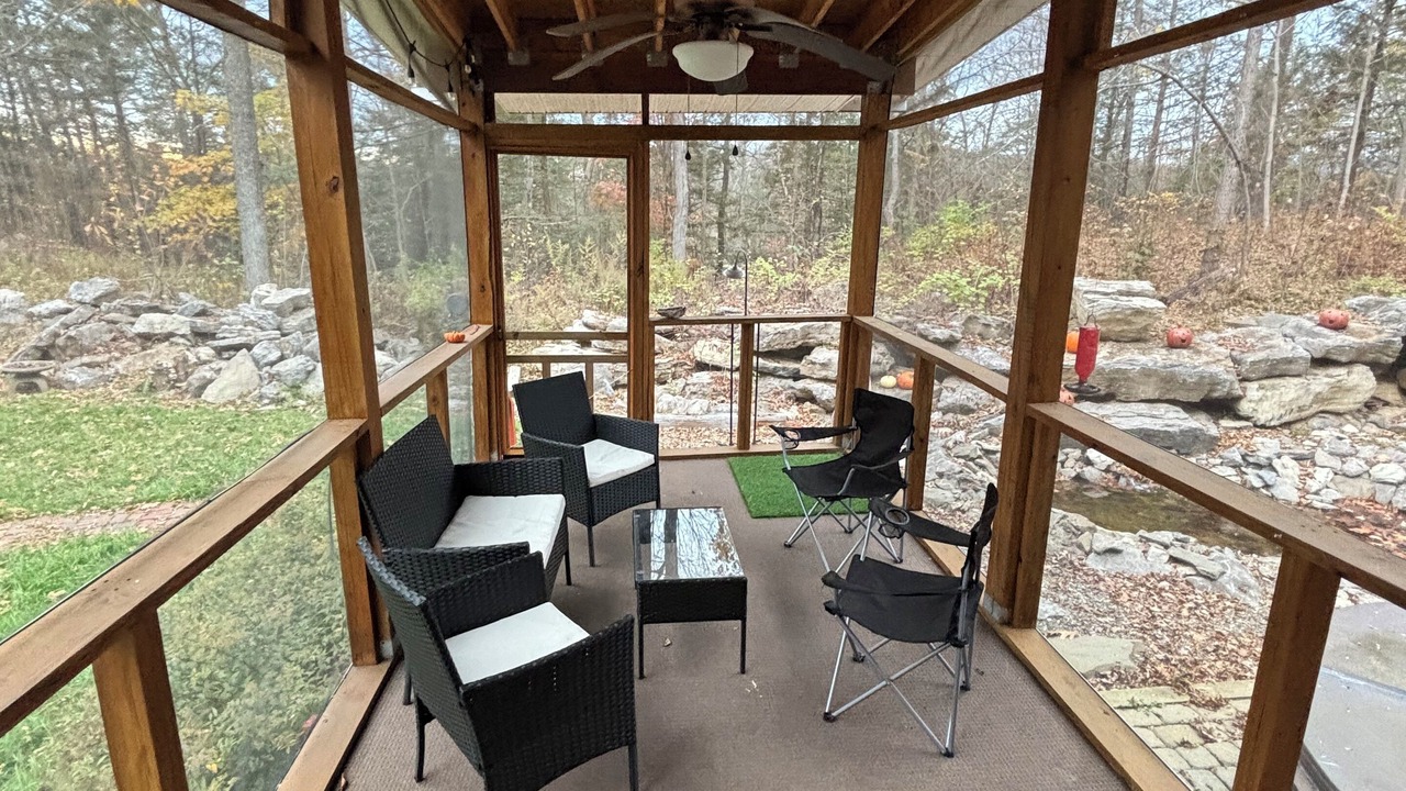 Photo of Patio Balcony in Mount Marion