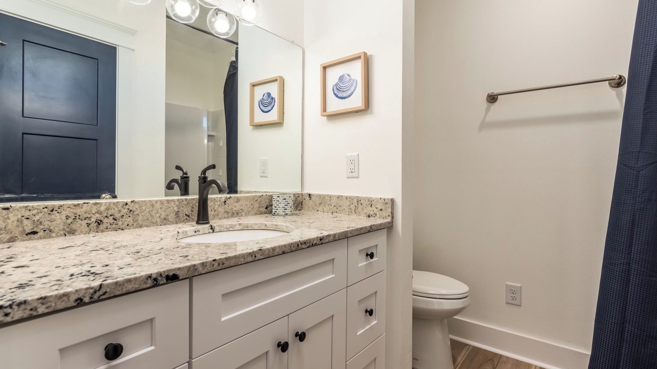 Photo of Bathroom in Audubon Place