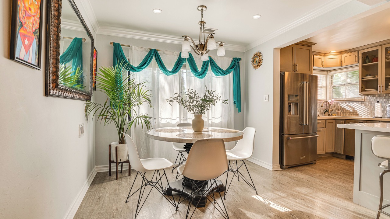 Photo of Bedroom in Mar Vista