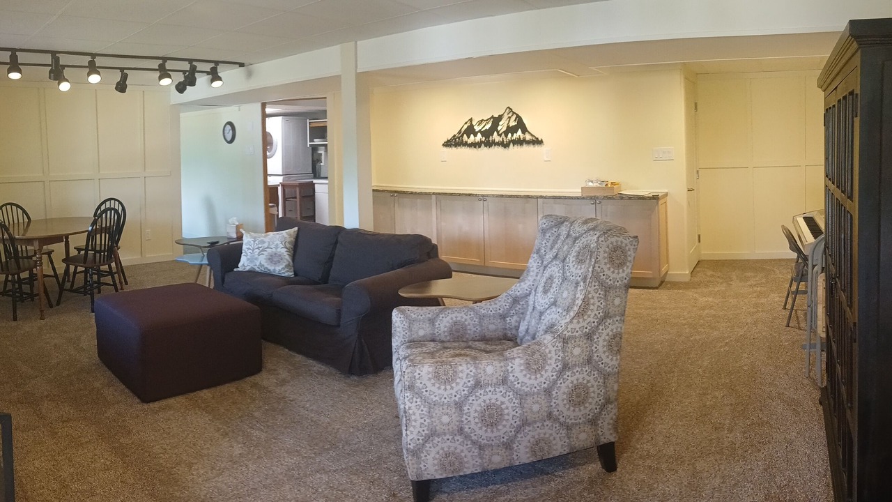 Photo of Livingroom in North Central Westminster