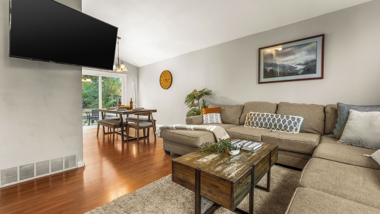 Photo of Livingroom in Lamar Heights Area