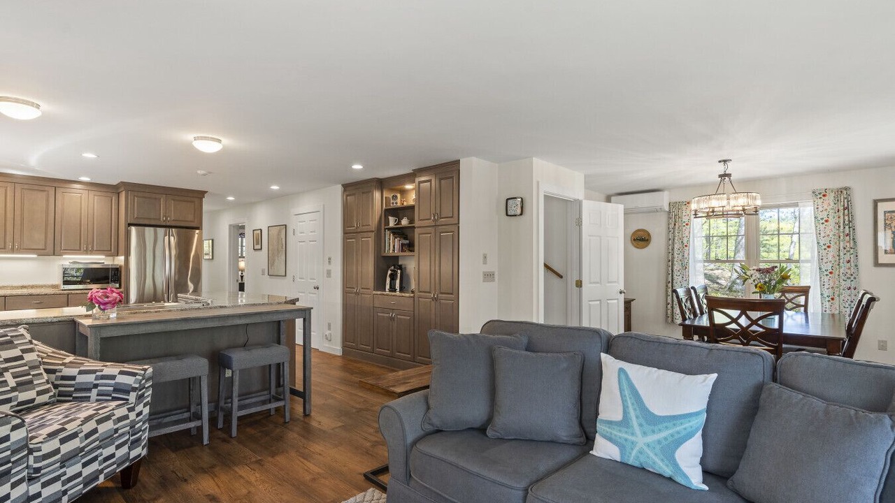 Photo of Livingroom in Edgecomb