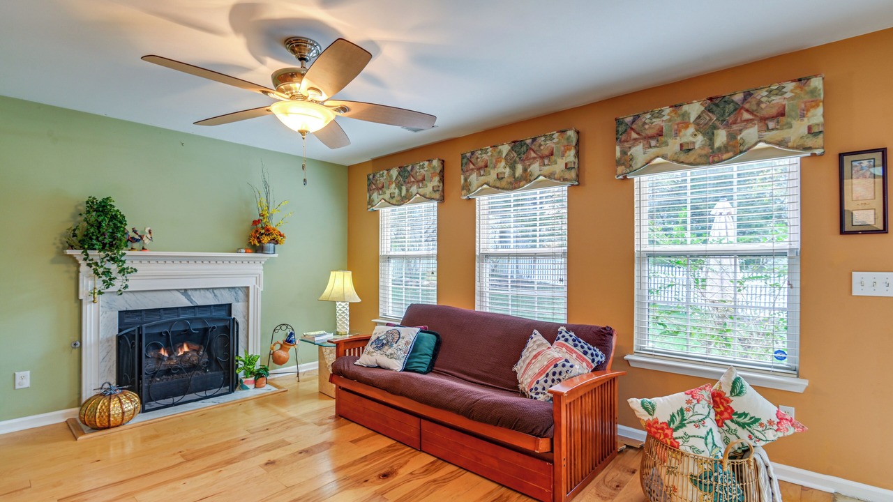Photo of Livingroom in Old Hickory