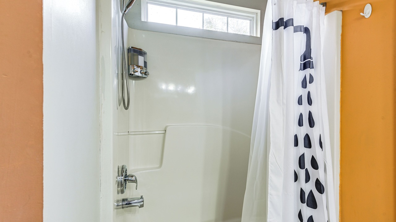 Photo of Bathroom in Old Hickory