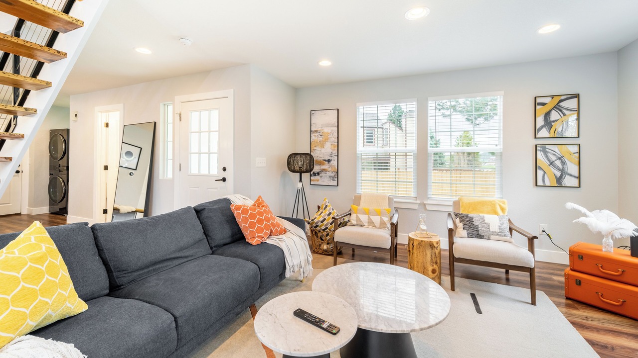 Photo of Livingroom in Dakota Station
