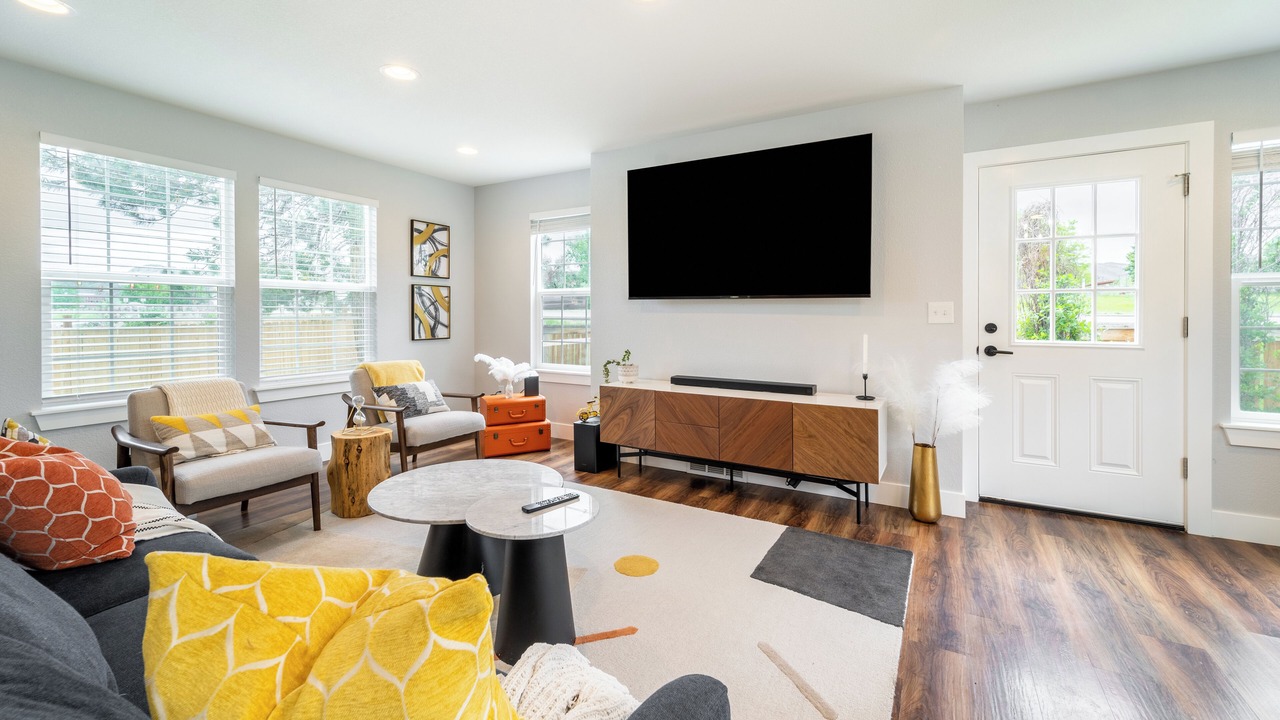 Photo of Livingroom in Dakota Station