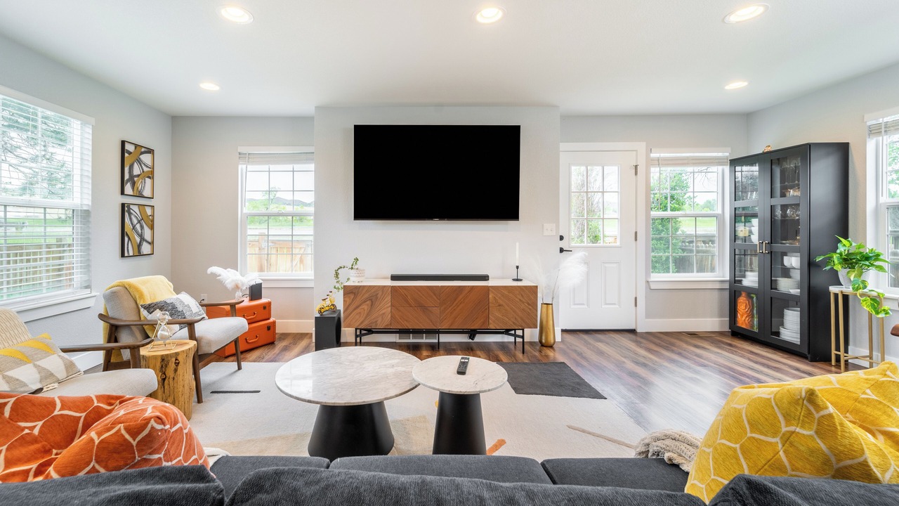 Photo of Livingroom in Dakota Station