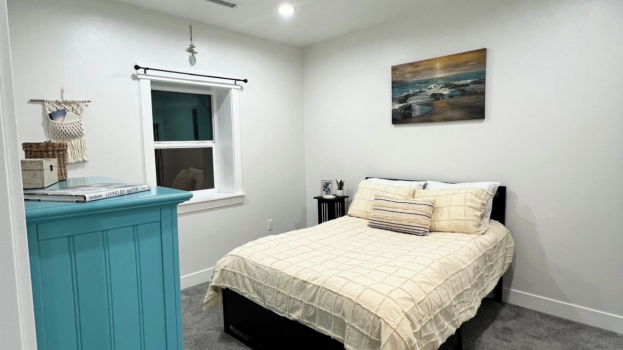Photo of Bedroom in Midvale