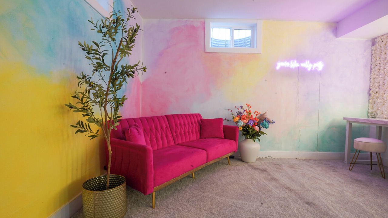 Photo of Livingroom in Dupont