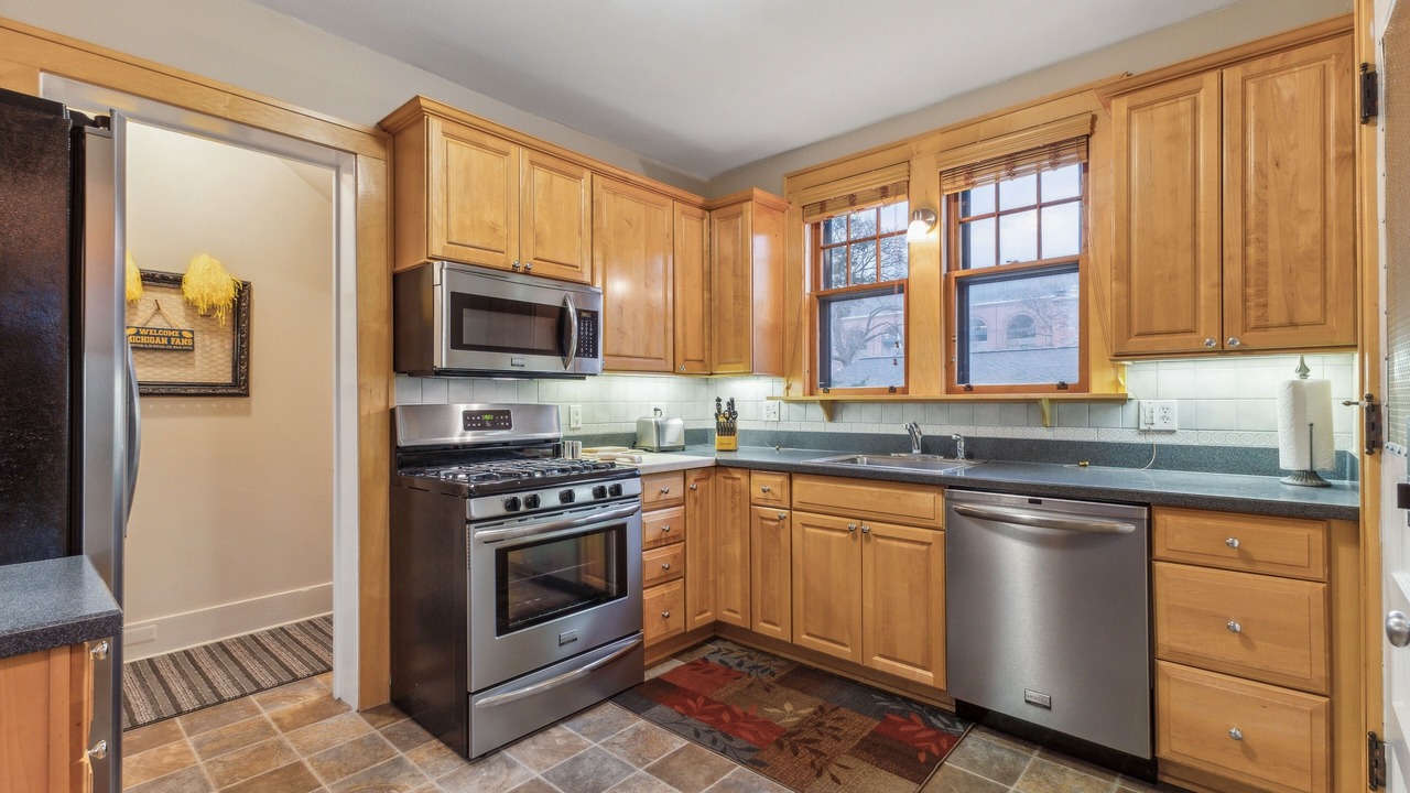 Photo of Kitchen in Bryant Pattengill West