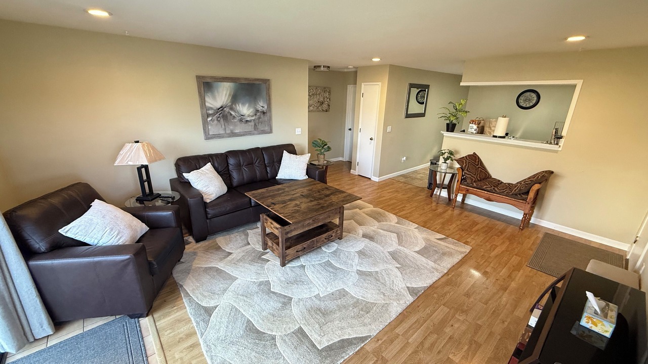 Photo of Livingroom in Eureka