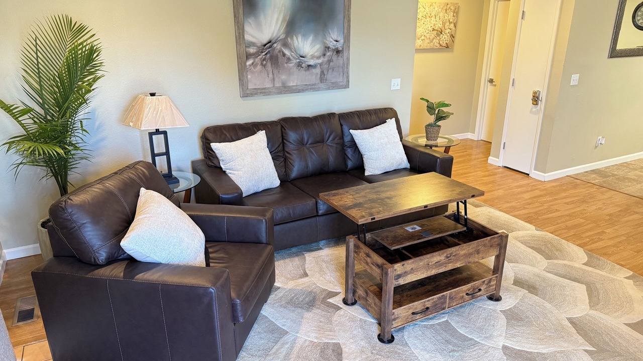 Photo of Livingroom in Eureka