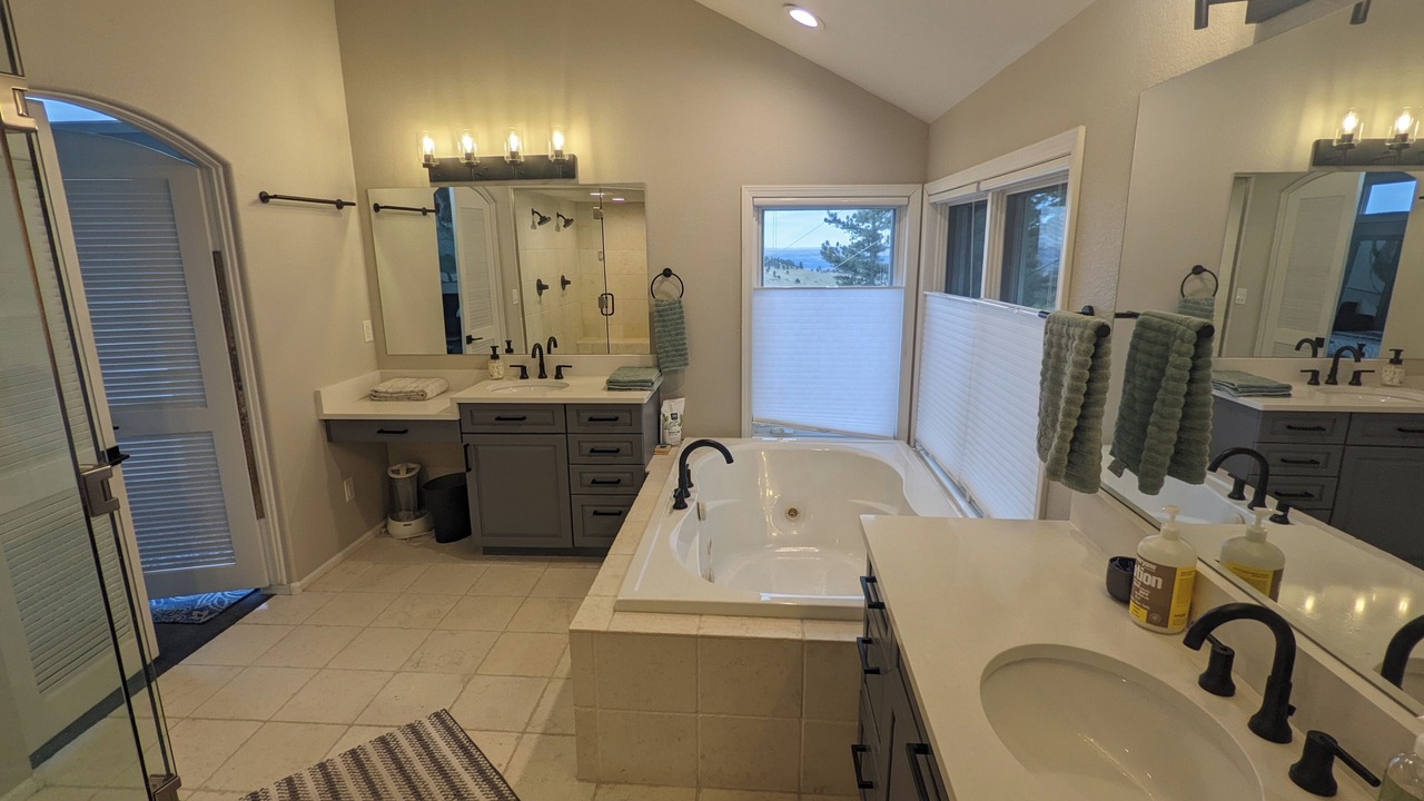 Photo of Bathroom in Boulder