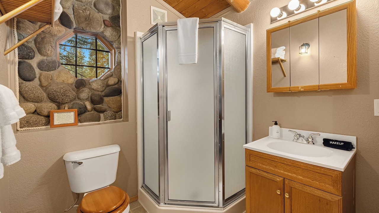 Photo of Bathroom in Leavenworth