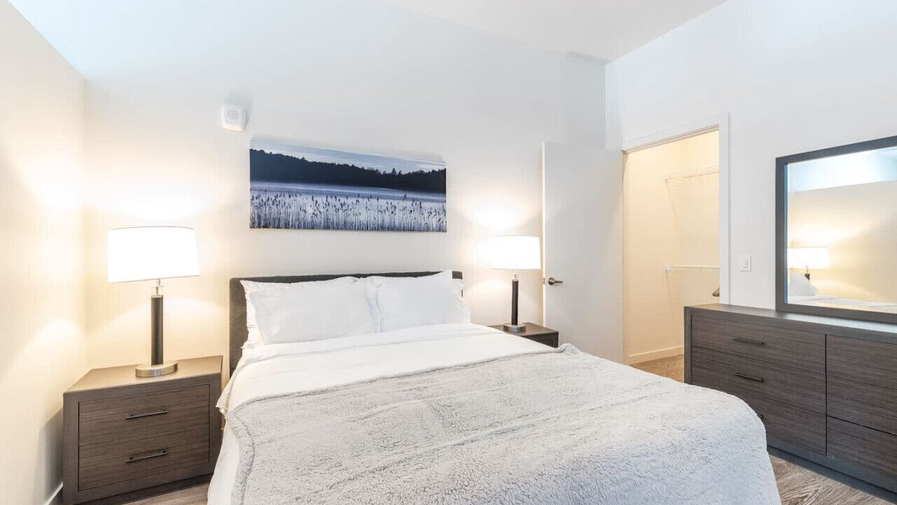 Photo of Bedroom in Downtown