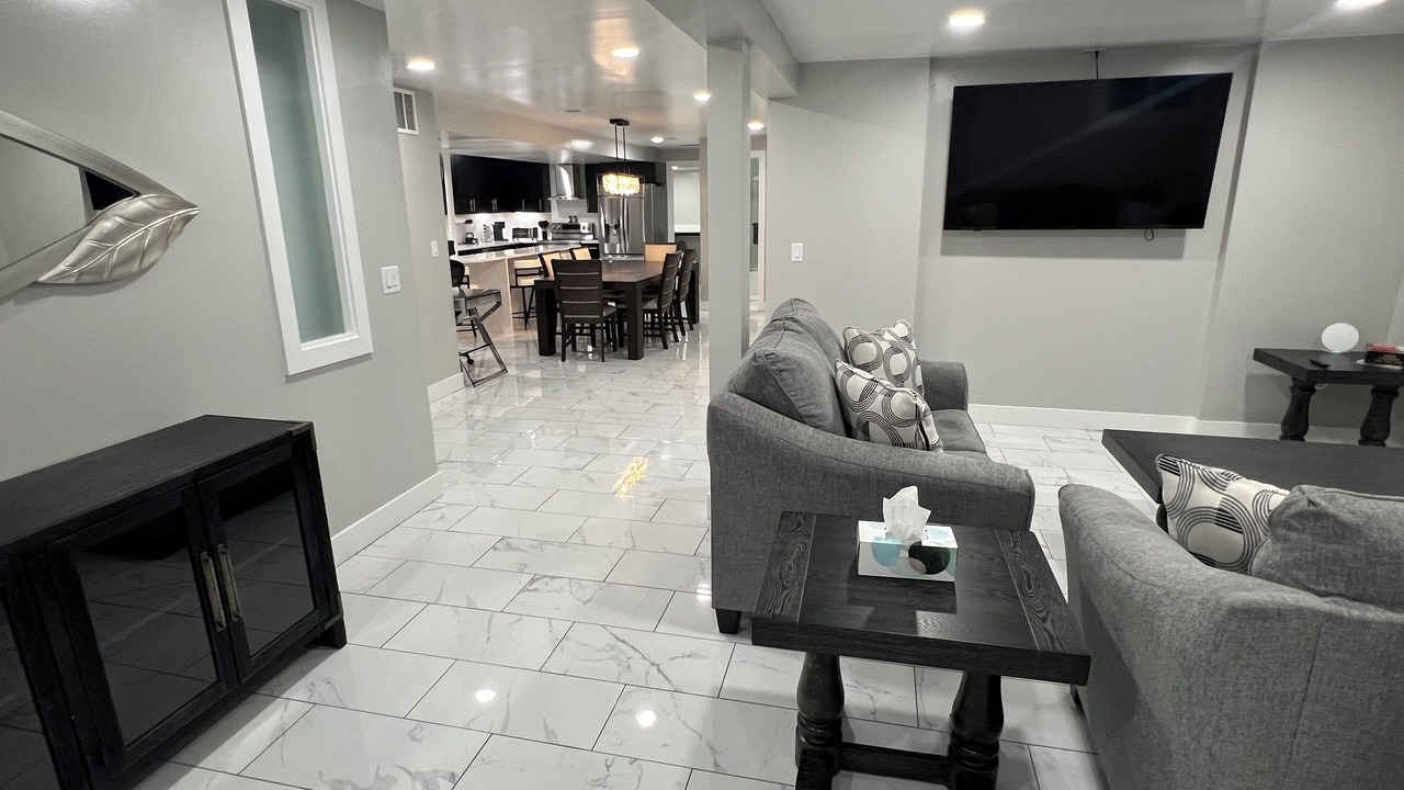 Photo of Livingroom in South Alameda