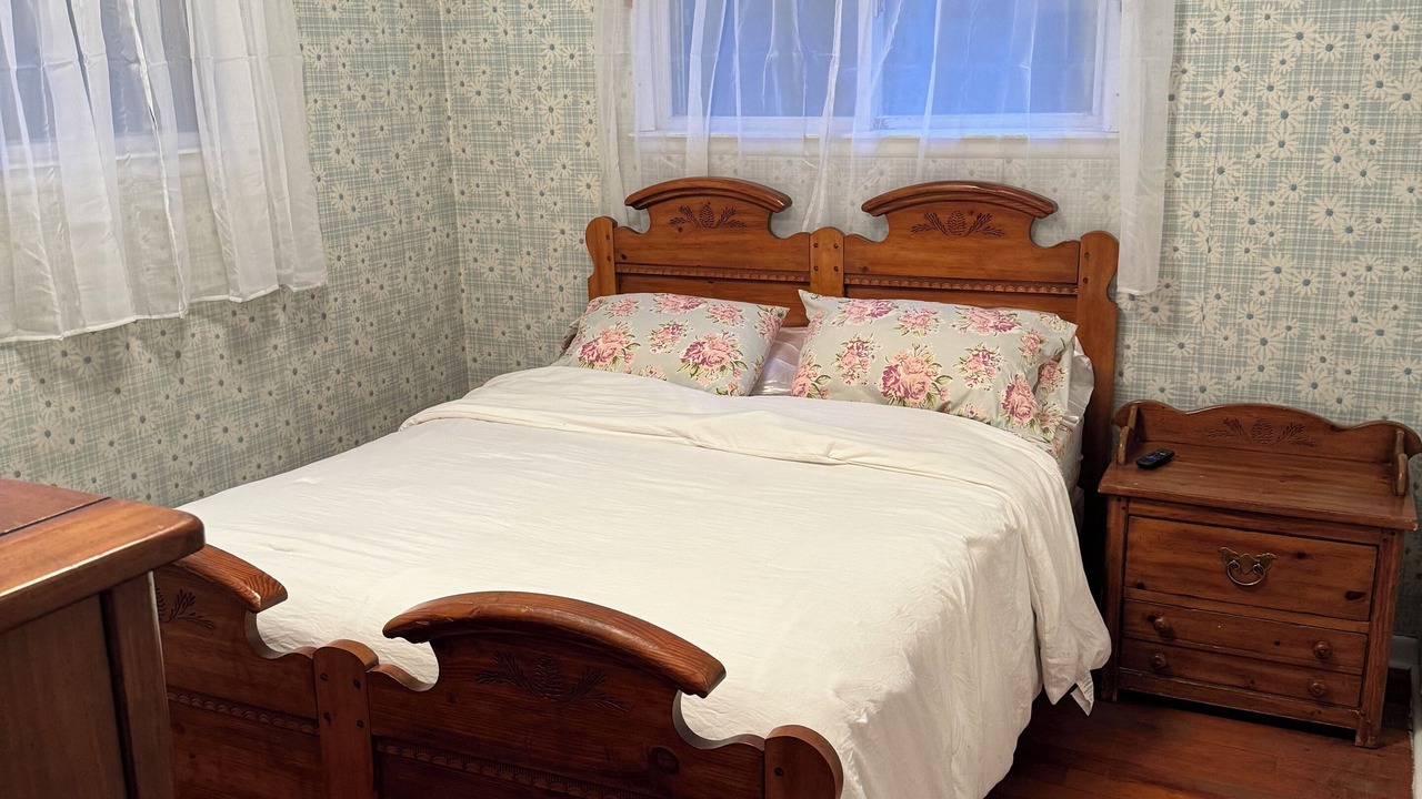Photo of Bedroom in Trout Creek