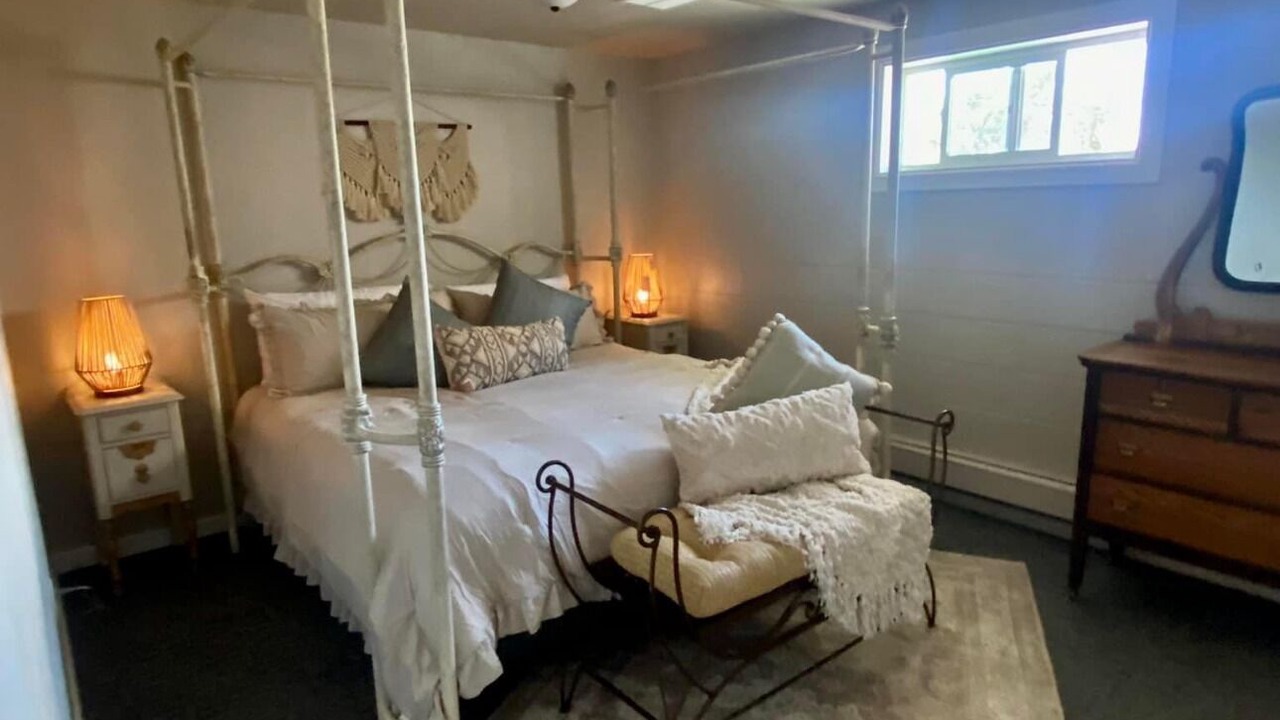 Photo of Bedroom in Delta