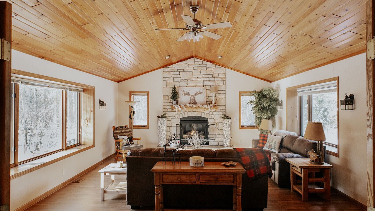 Photo of Livingroom in Sayner