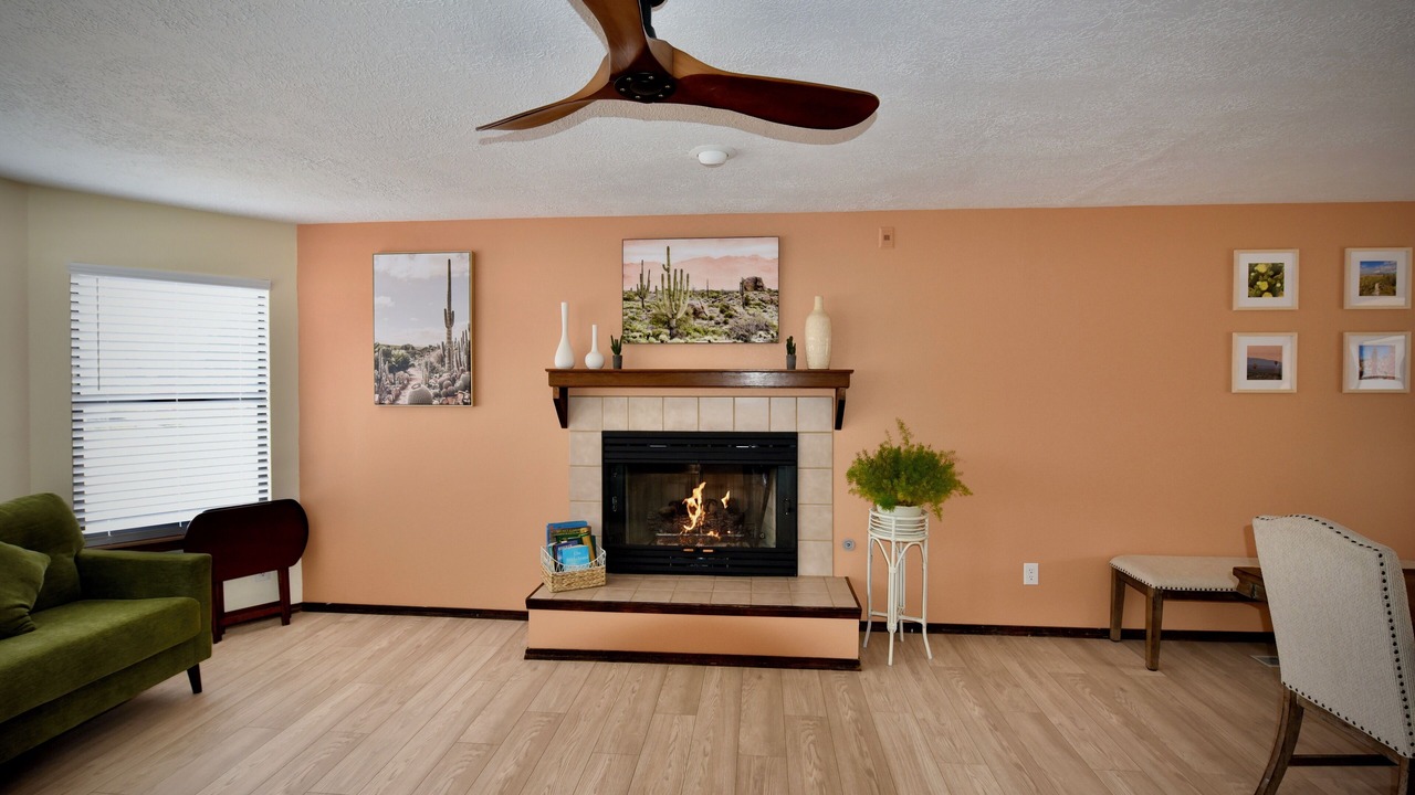 Photo of Livingroom in Westside