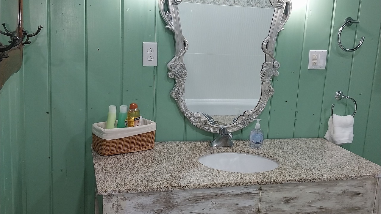 Photo of Bathroom in Licking
