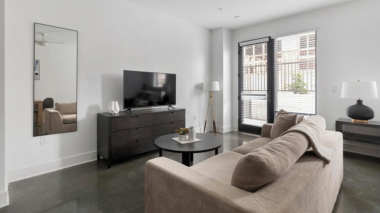 Photo of Livingroom in Eighth Avenue