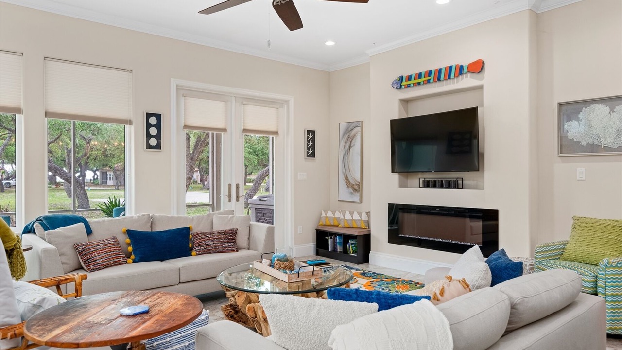 Photo of Livingroom in Fulton