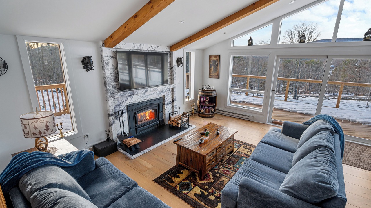 Photo of Livingroom in Jewett