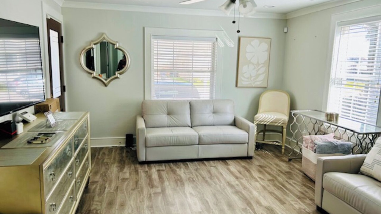Photo of Livingroom in Dillard