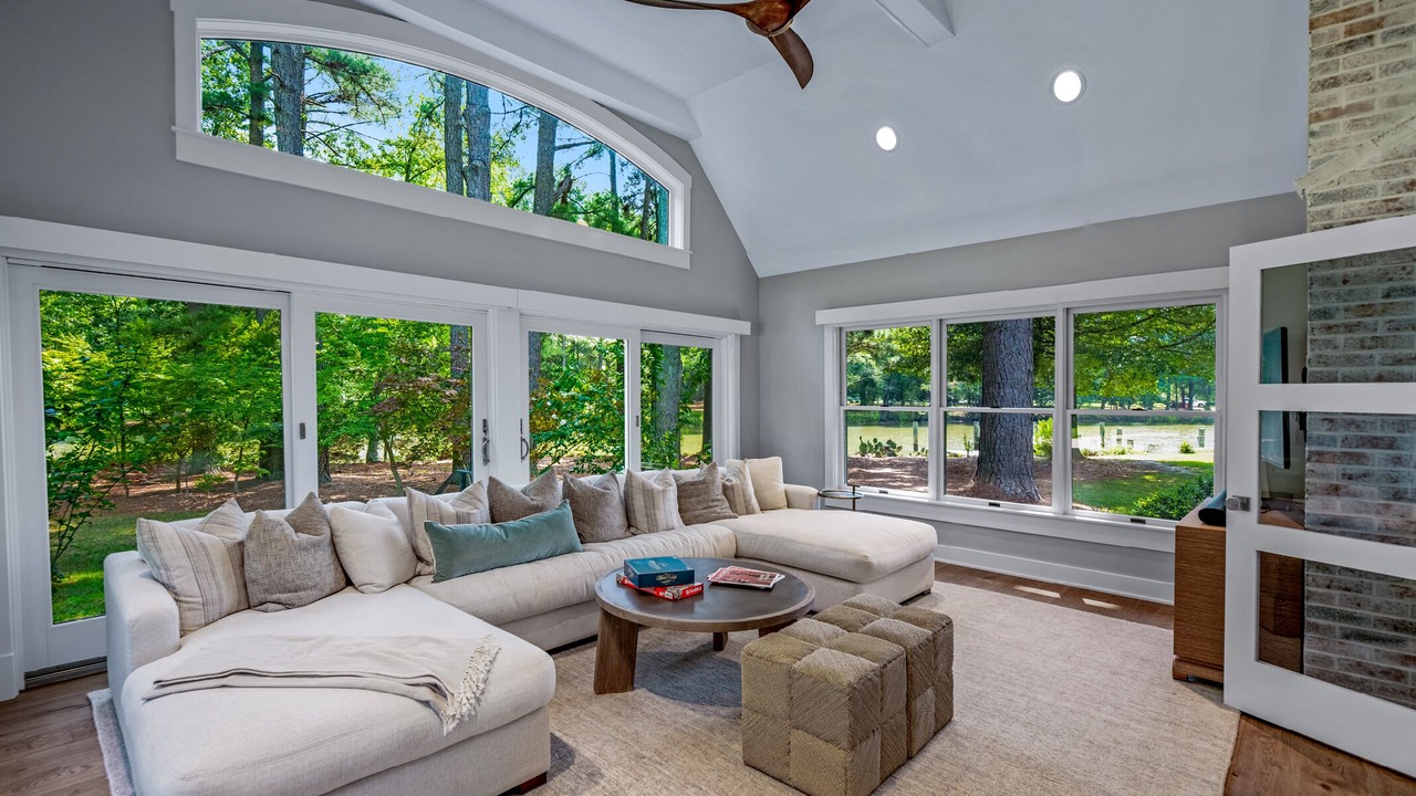 Photo of Livingroom in Unionville
