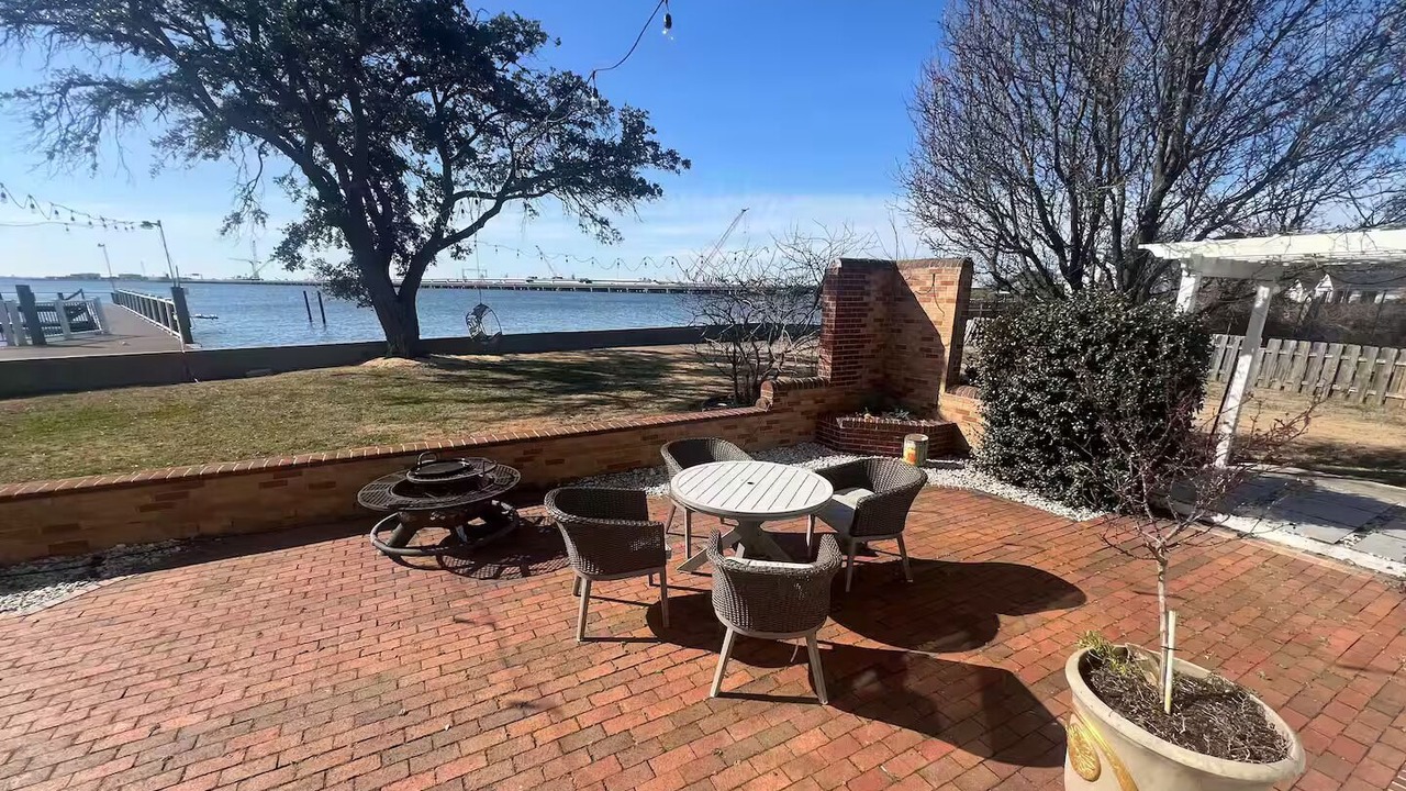 Photo of Outdoor in Hampton