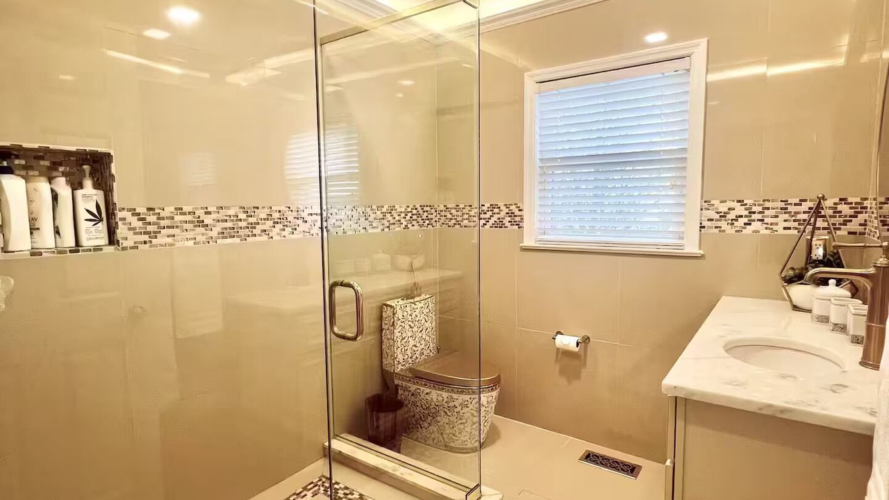 Photo of Bathroom in Hampton